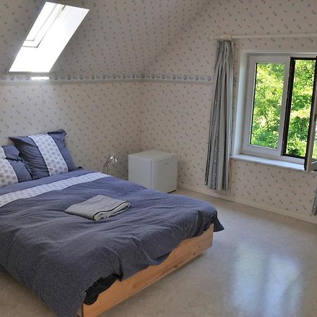 Suite Familiale Avec 2 Chambres Dans Une Villa - Quartier Vert Et Boise - 5 Kms De Namur Extérieur photo