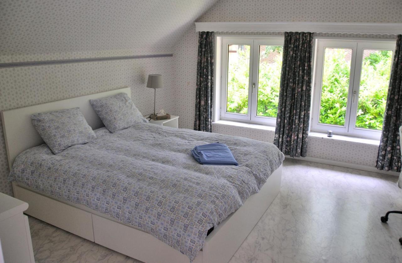 Suite Familiale Avec 2 Chambres Dans Une Villa - Quartier Vert Et Boise - 5 Kms De Namur Extérieur photo