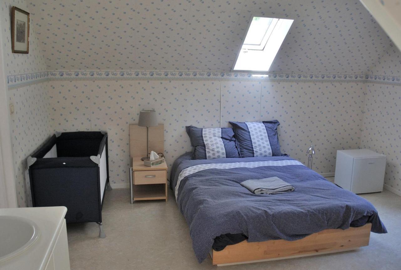 Suite Familiale Avec 2 Chambres Dans Une Villa - Quartier Vert Et Boise - 5 Kms De Namur Extérieur photo